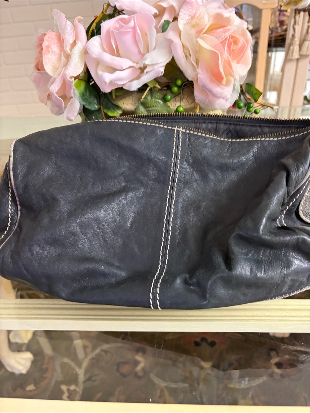 FERRE purse soft leather woman’s purse
Purpose distressed look for any occasion - Picture 3 of 4
